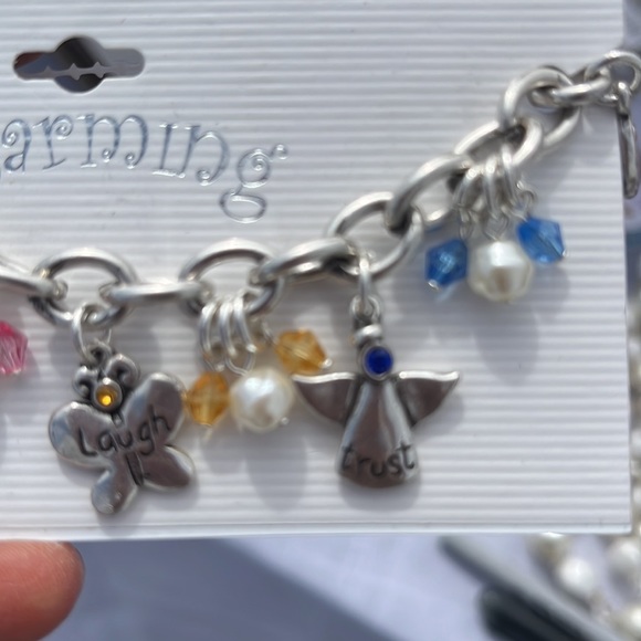 New Charming charm bracelet. - Picture 4 of 4